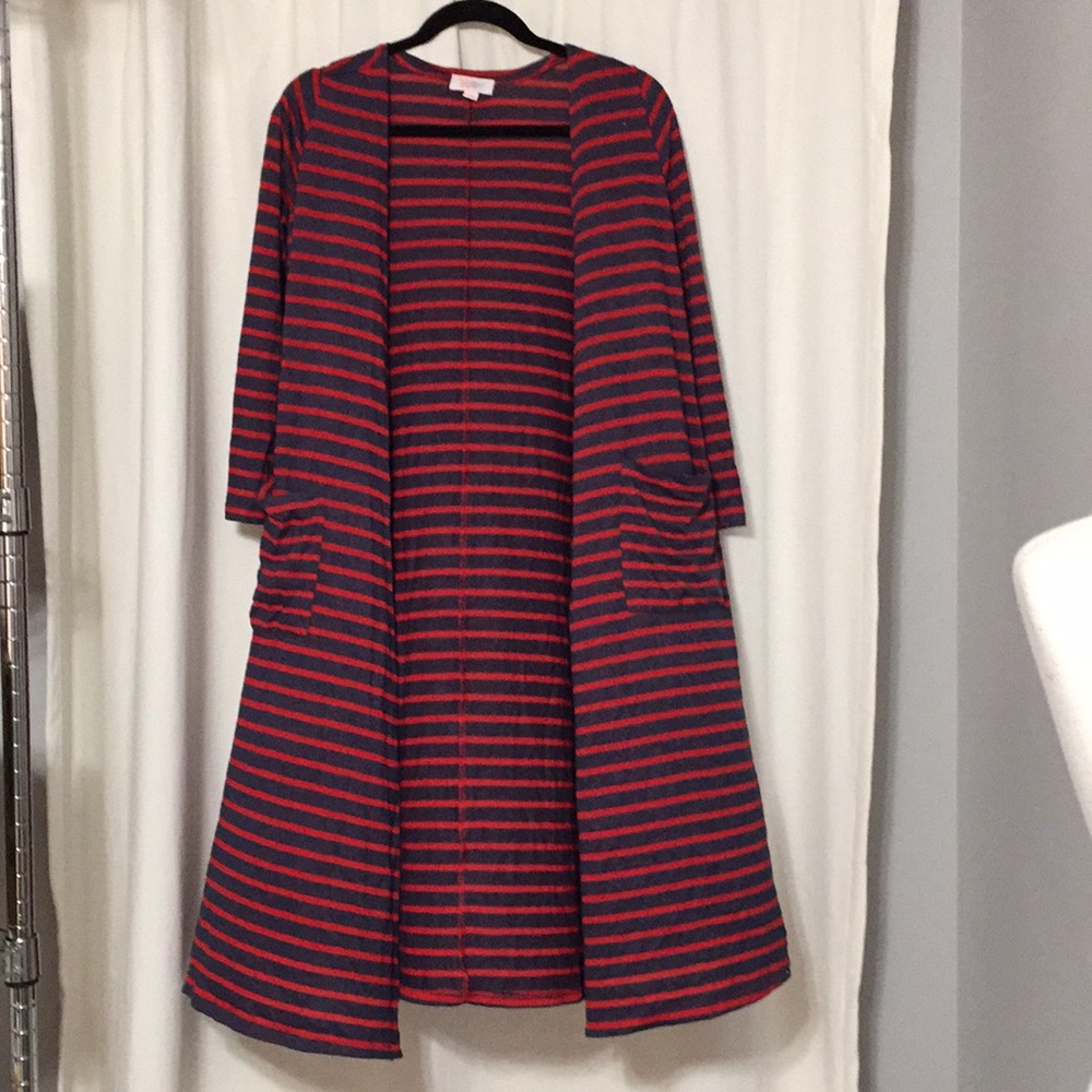XS striped LuLaRoe Sarah